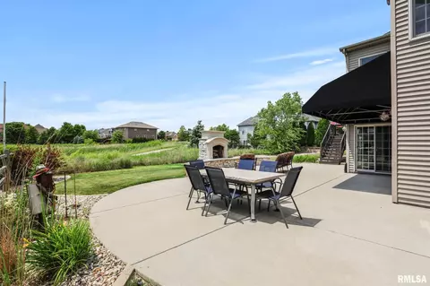 2012 Ebo Ln, Bloomington, IL 61704 photo 3