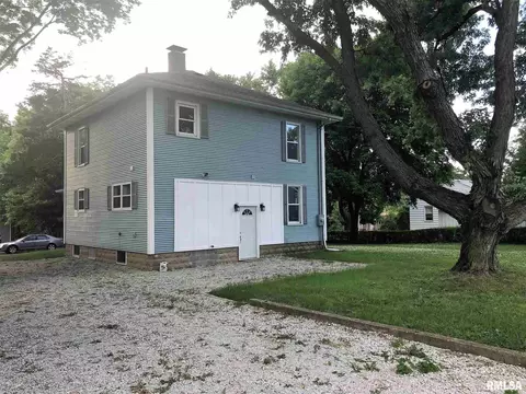 205 N Meek St, Eureka, IL 61530 photo 42