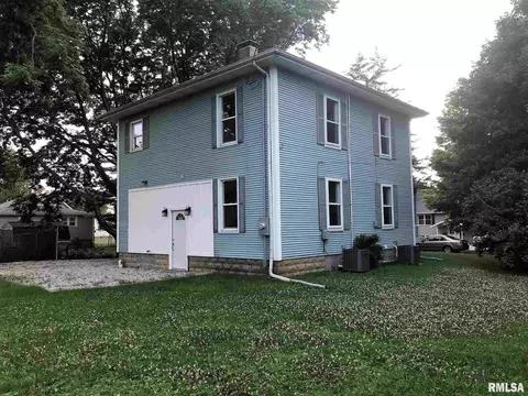 205 N Meek St, Eureka, IL 61530 photo 43