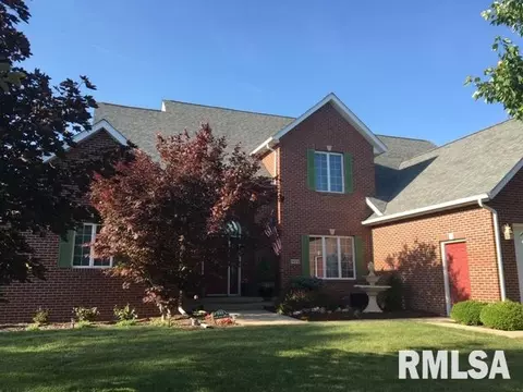 931 Oakview Dr, Macomb, IL 61455 photo 1