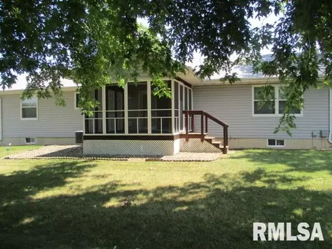 1114 Impala Dr, Henry, IL 61537 photo 3