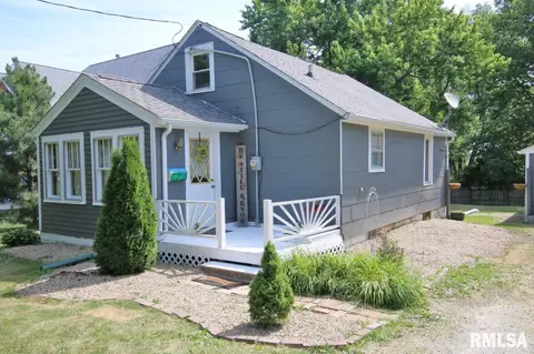 501 S Henry St, Eureka, IL 61530 photo 1