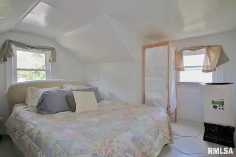 501 S Henry St, Eureka, IL 61530 photo 36