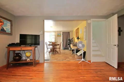 501 S Henry St, Eureka, IL 61530 photo 10