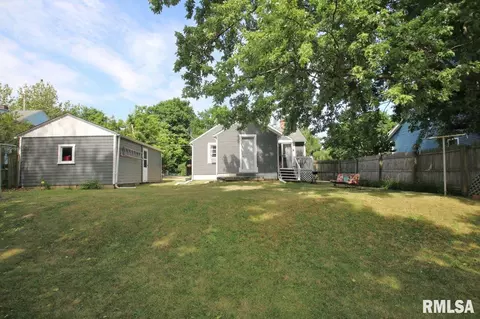 501 S Henry St, Eureka, IL 61530 photo 40