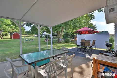 304 W Crow St, Eureka, IL 61530 photo 41