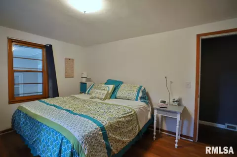 304 W Crow St, Eureka, IL 61530 photo 16