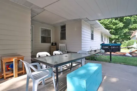 304 W Crow St, Eureka, IL 61530 photo 39