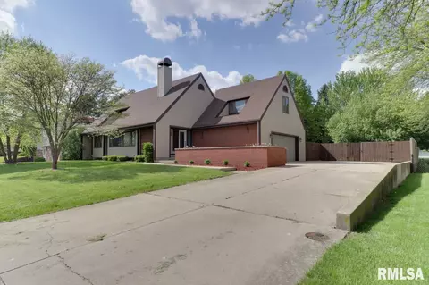 205 E Garfield St, Minier, IL 61759 photo 2