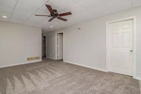 205 E Garfield St, Minier, IL 61759 photo 27