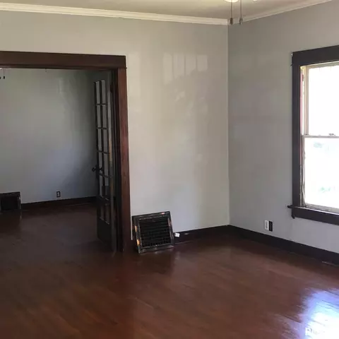 428 N 2nd St, Canton, IL 61520 photo 3