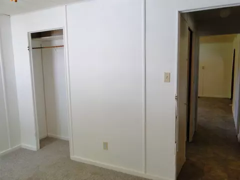 427 S Johnson St, Macomb, IL 61455 photo 12