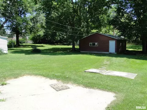 427 S Johnson St, Macomb, IL 61455 photo 20