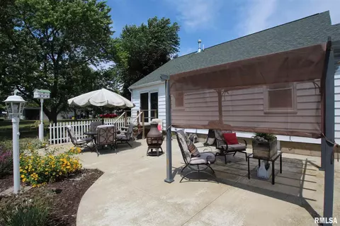 307 E 10th St, Glasford, IL 61533 photo 31