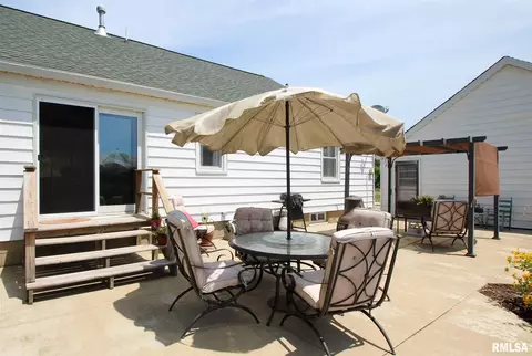 307 E 10th St, Glasford, IL 61533 photo 34