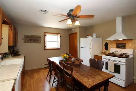 307 E 10th St, Glasford, IL 61533 photo 15