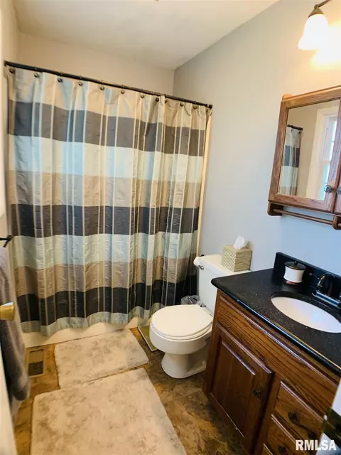 29 Prairie Rd, Macomb, IL 61455 photo 17