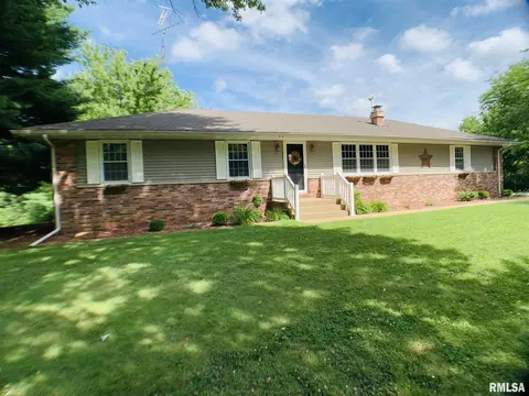 29 Prairie Rd, Macomb, IL 61455 photo 1