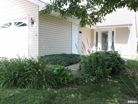 219 Scotch Pine Dr, Macomb, IL 61455 photo 25