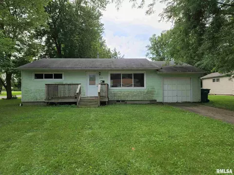 833 Bobby Ave, Macomb, IL 61455 photo 1