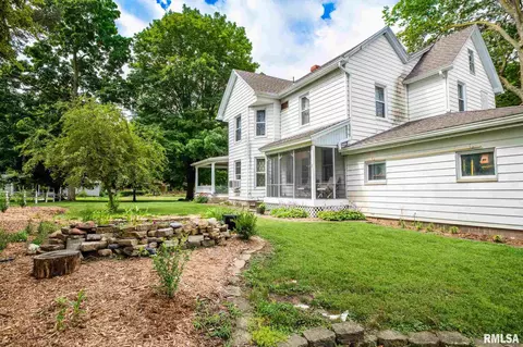 609 W 3rd St, Delavan, IL 61734 photo 49