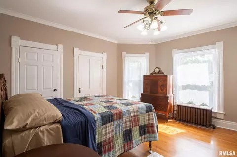609 W 3rd St, Delavan, IL 61734 photo 31