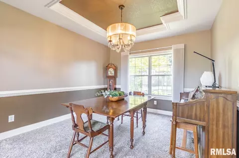 2025 W Murphy Dr, Dunlap, IL 61525 photo 8