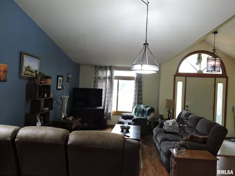 10412 E 1000th St, Macomb, IL 61455 photo 5