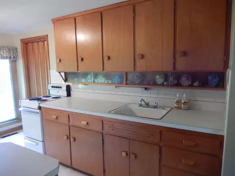 722 S Dudley St, Macomb, IL 61455 photo 9