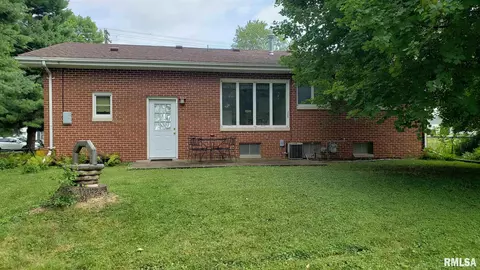 722 S Dudley St, Macomb, IL 61455 photo 21