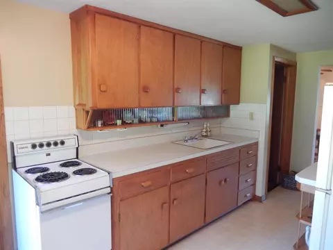 722 S Dudley St, Macomb, IL 61455 photo 10