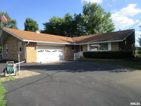 27743 E Il Hwy 9 Hwy, Canton, IL 61520 photo 1