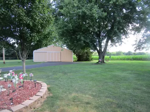 27743 E Il Hwy 9 Hwy, Canton, IL 61520 photo 49