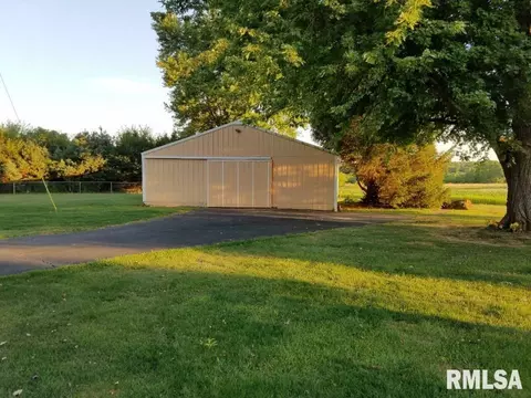 27743 E Il Hwy 9 Hwy, Canton, IL 61520 photo 4