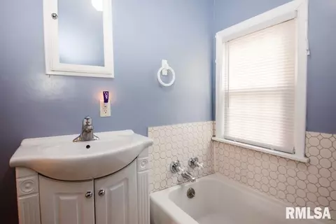 106 W Pine St, Dunlap, IL 61525 photo 20