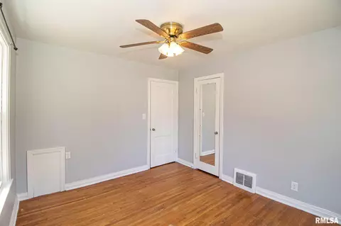 814 E Willcox Ave, Peoria, IL 61603 photo 16