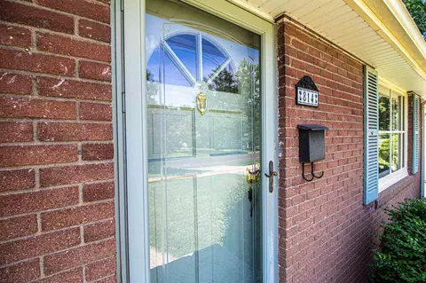 814 E Willcox Ave, Peoria, IL 61603 photo 2