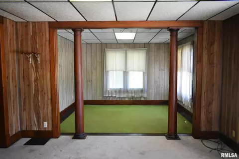 903 E Broadway, Astoria, IL 61501 photo 19