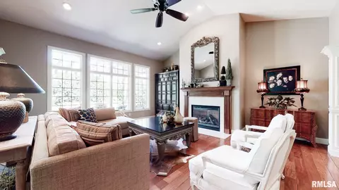 6219 W Creekside Dr, Edwards, IL 61528 photo 10