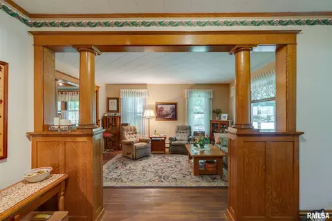 201 W Olive St, Minier, IL 61759 photo 9