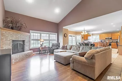 6501 N Grace Ln, Edwards, IL 61528 photo 9