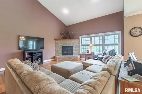 6501 N Grace Ln, Edwards, IL 61528 photo 7