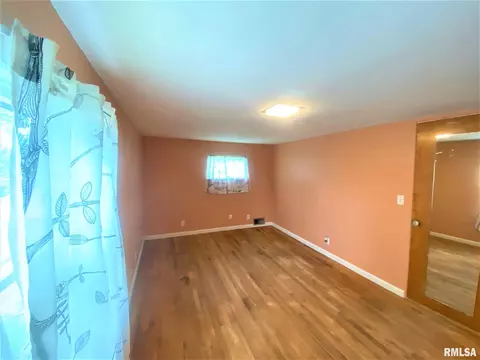 405 Jackson St, Washington, IL 61571 photo 16