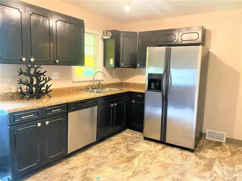 405 Jackson St, Washington, IL 61571 photo 8