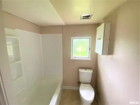 405 Jackson St, Washington, IL 61571 photo 23