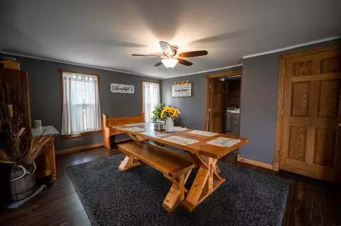 134 N Sage St, Oneida, IL 61467 photo 13