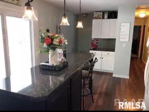 1336 Carolbeth Ave, Macomb, IL 61455 photo 17