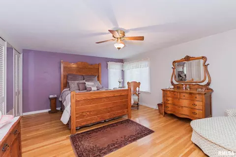 320 S Main St, Congerville, IL 61729 photo 15