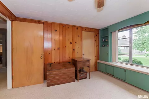 320 S Main St, Congerville, IL 61729 photo 12
