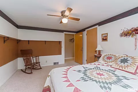 320 S Main St, Congerville, IL 61729 photo 14
